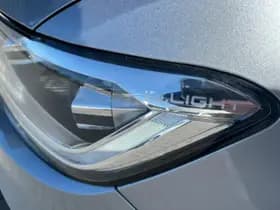 Volkswagen T-Roc thumbnail 6