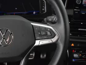 Volkswagen T-Roc thumbnail 24
