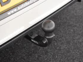 Volkswagen T-Roc thumbnail 4