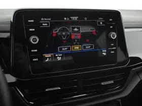 Volkswagen T-Roc thumbnail 33