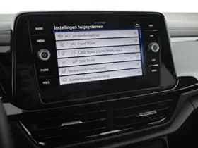 Volkswagen T-Roc thumbnail 39