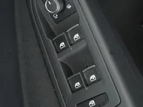 Volkswagen Golf thumbnail 16