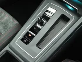 Volkswagen Golf thumbnail 36