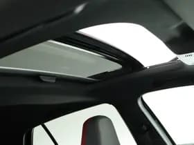 Volkswagen Golf thumbnail 38