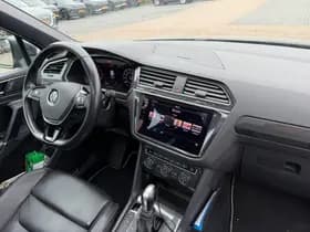 Volkswagen Tiguan thumbnail 4