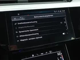 Audi e-tron thumbnail 24