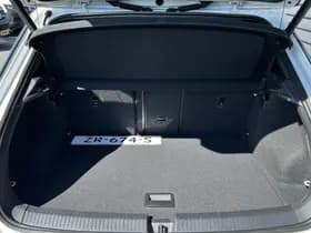 Volkswagen T-Roc thumbnail 12