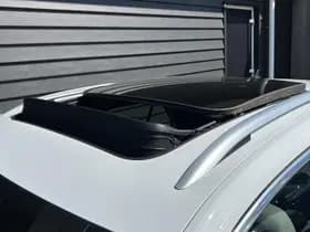 Volkswagen T-Roc thumbnail 9
