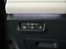 Volkswagen Tiguan thumbnail 18