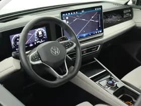 Volkswagen Tiguan thumbnail 3