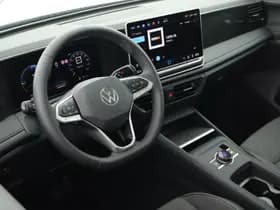 Volkswagen Tiguan thumbnail 3