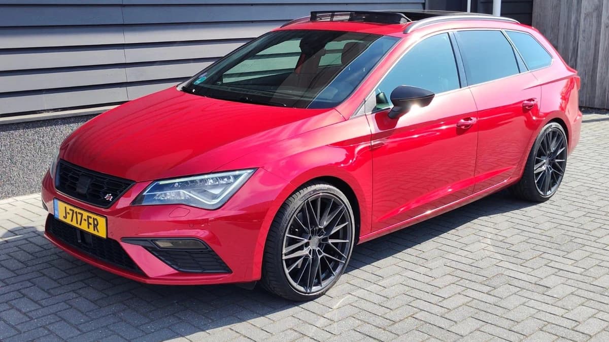 SEAT Leon — foto 1