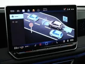 Volkswagen Tiguan thumbnail 33