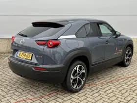 Mazda MX-30 thumbnail 5