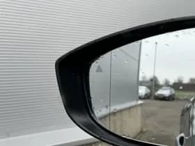Mazda MX-30 thumbnail 10