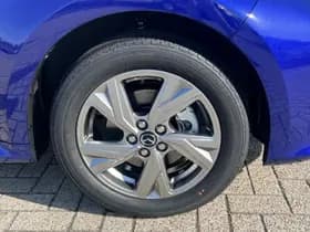 Mazda 2 thumbnail 5