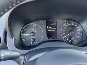 Mazda 2 thumbnail 10