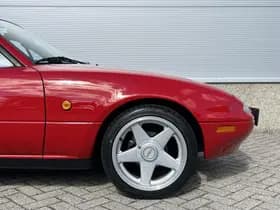 Mazda MX-5 thumbnail 13