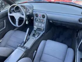 Mazda MX-5 thumbnail 18