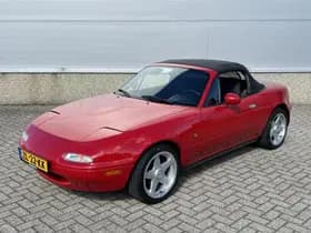 Mazda MX-5 thumbnail 3