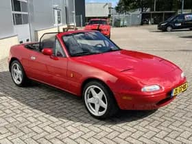 Mazda MX-5 thumbnail 7