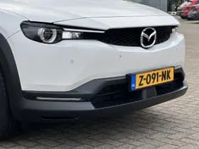 Mazda MX-30 thumbnail 4