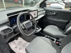 Ford E-Transit Cour. thumbnail 5