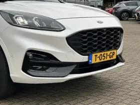 Ford Kuga thumbnail 4