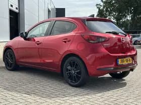 Mazda 2 thumbnail 4