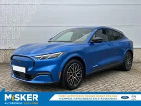 Ford Mustang thumbnail 2