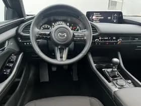 Mazda 3 thumbnail 9