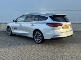 Ford Focus thumbnail 8