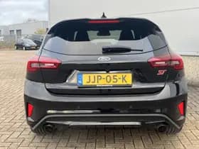 Ford Focus thumbnail 6
