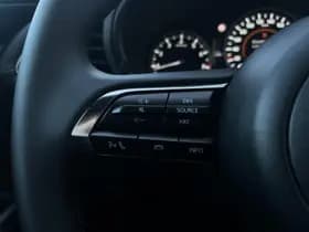 Mazda 3 thumbnail 14