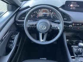 Mazda 3 thumbnail 8