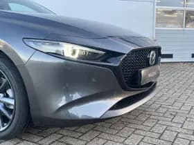 Mazda 3 thumbnail 4