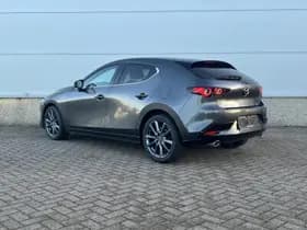 Mazda 3 thumbnail 6