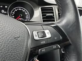 Volkswagen Golf thumbnail 11