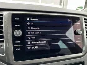Volkswagen Golf thumbnail 17
