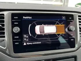 Volkswagen Golf thumbnail 21