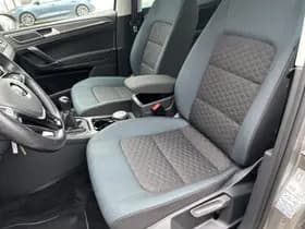 Volkswagen Golf thumbnail 25