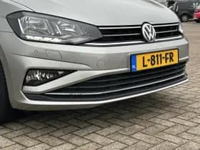 Volkswagen Golf thumbnail 4