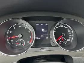 Volkswagen Golf thumbnail 8