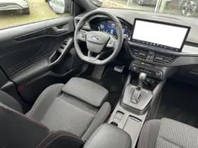 Ford Focus thumbnail 24