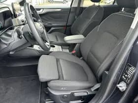 Ford Focus thumbnail 18