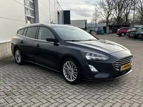 Ford Focus thumbnail 3