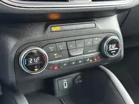 Ford Focus thumbnail 23