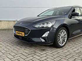 Ford Focus thumbnail 6