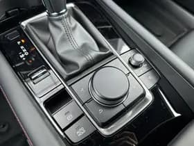 Mazda 3 thumbnail 12