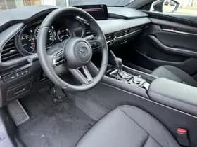 Mazda 3 thumbnail 23